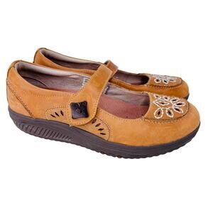 Skechers Shape ups Mary‎ Janes Shoes Womens US 7.5 Brown Leather Wedge SN24883